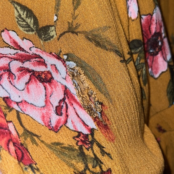 Xhilaration Yellow Floral Romper - Picture 5 of 5